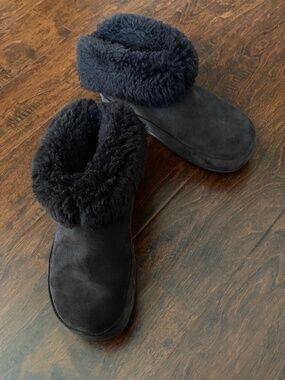 Fitflop Dark Brown Suede Mukluk Shorty Shearling Boots Women's Size 8